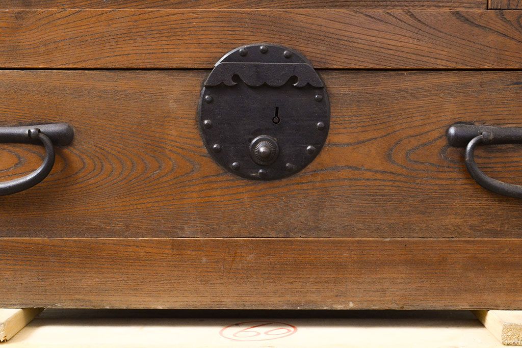 和製アンティーク　三方ケヤキ材　上手物!上質な和の空間づくりに活躍する美濃帳場箪笥(サイドボード、時代箪笥、和タンス)(R-051201)