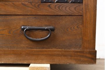 和製アンティーク　三方ケヤキ材　上手物!上質な和の空間づくりに活躍する美濃帳場箪笥(サイドボード、時代箪笥、和タンス)(R-051201)