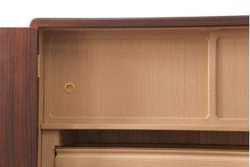 中古　美品　希少品　三方紫檀(シタン)材・内側総桐　上手物!珍しいつくりの桐箪笥(大丸、四方丸)(衣装箪笥、着物箪笥、和タンス、桐たんす)(定価約130万円)(R-051203)