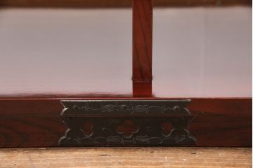 中古　極美品　民芸家具　木地呂塗り　漆の艶が美しい総ケヤキ材製の飾り棚(置き床、違い棚、陳列棚、店舗什器)(定価約38万円)(R-051206)