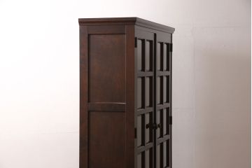 中古　美品　北海道民芸家具　和洋折衷どちらのお部屋にも馴染むブックケース(本箱、収納棚、キャビネット、飾り棚)(R-051210)