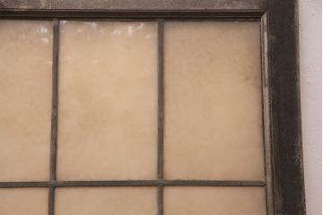 アンティーク建具　大正ロマンの雰囲気漂うミルクガラスを使ったステンドグラスの引き戸1枚(窓、建具)(R-051222)