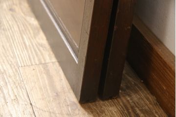 和製アンティーク　希少品!独特な意匠から貫録を感じさせるステンドグラス窓2枚セット(建具、引き戸、明り取り)(R-051223)