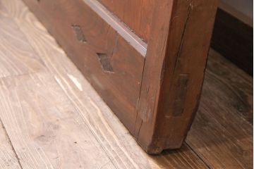 アンティーク建具　明治期　総ケヤキ材　漆塗り　和の情緒あふれる蔵戸(玄関戸、玄関ドア、引き戸)(R-051228)