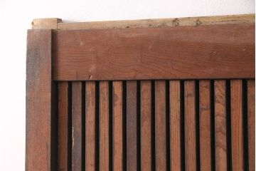 アンティーク建具　明治大正期　総ケヤキ材　腰板の金具が重厚感を高める富山蔵戸(玄関戸、玄関ドア、引き戸)(R-051229)