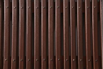 アンティーク建具　大正昭和初期　総ケヤキ材　上品な佇まいが魅力の富山蔵戸(玄関戸、玄関ドア、引き戸)(R-051231)