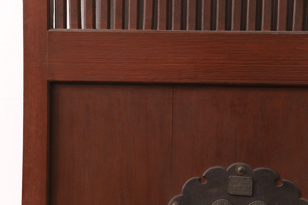 アンティーク建具　大正昭和初期　総ケヤキ材　上品な佇まいが魅力の富山蔵戸(玄関戸、玄関ドア、引き戸)(R-051231)