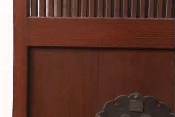 アンティーク建具　大正昭和初期　総ケヤキ材　上品な佇まいが魅力の富山蔵戸(玄関戸、玄関ドア、引き戸)(R-051231)