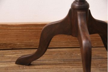イギリスアンティーク　マホガニー材　クラシカルな空間づくりに活躍するサイドテーブル(ワインテーブル、コーヒテーブル、花台)(R-051235)