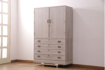 中古　上品な意匠が魅力的な加茂総桐箪笥(並厚、四方丸)(総桐たんす、衣装箪笥、着物箪笥、和タンス)(定価約80万円)(R-051242)