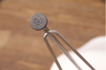 中古　Hermanmiller(ハーマンミラー社)　イームズ　ワイヤーベース　スタイリッシュなデザインが魅力!おしゃれなインテリアとして活躍するシェルチェア(サイドチェア、椅子)(R-051248)