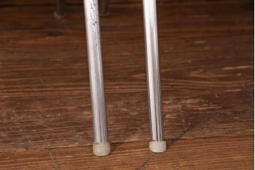 ヴィンテージ家具　北欧ビンテージ　スウェーデン　OVERMAN社製　鮮やかなオレンジカラーが空間のアクセントになるポリプロップスチェア2脚セット(スタッキングチェア、会議用チェア、オフィスチェア、ビンテージ)(R-051250)