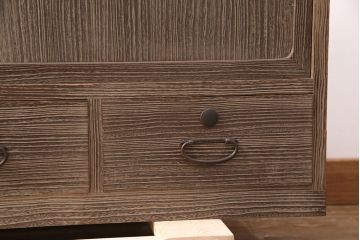 アンティーク家具　昭和中期　経年により味を増した渋い色合いが魅力の桐箪笥テレビ台(テレビボード、ローボード、リビングボード、収納棚)(R-051251)
