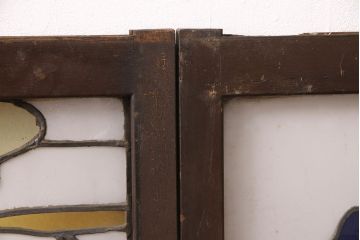 和製アンティーク　希少品!一枚の絵画のようなデザインが魅力的なステンドグラス窓2枚セット(建具、引き戸、明り取り)(R-051253)