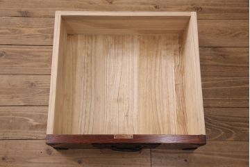 中古　民芸家具　岩谷堂箪笥　天板・脚(台輪)付きリメイク　和の趣あふれる現代のお部屋にぴったりの衣装盆付きサイドボード(ローボード、着物箪笥、収納棚、テレビ台)(R-051255)