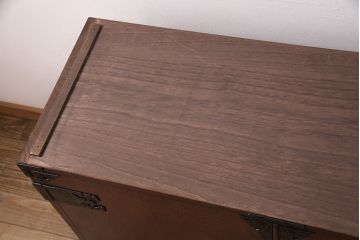 中古　民芸家具　岩谷堂箪笥　天板・脚(台輪)付きリメイク　和の趣あふれる現代のお部屋にぴったりの衣装盆付きサイドボード(ローボード、着物箪笥、収納棚、テレビ台)(R-051255)