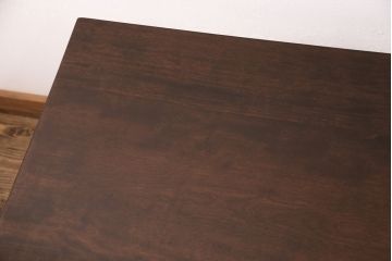 ビンテージ家具　松本民芸家具　洗練された佇まいが魅力の棚付きダイニングテーブル(食卓、2人掛け、ヴィンテージ)(R-051262)