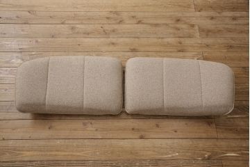 中古　美品　カリモク家具　domani(ドマーニ)　落ち着いた空間づくりにおすすめ!涼しげな佇まいのラブシート(ラブソファ、2人掛けソファ)(R-051270)