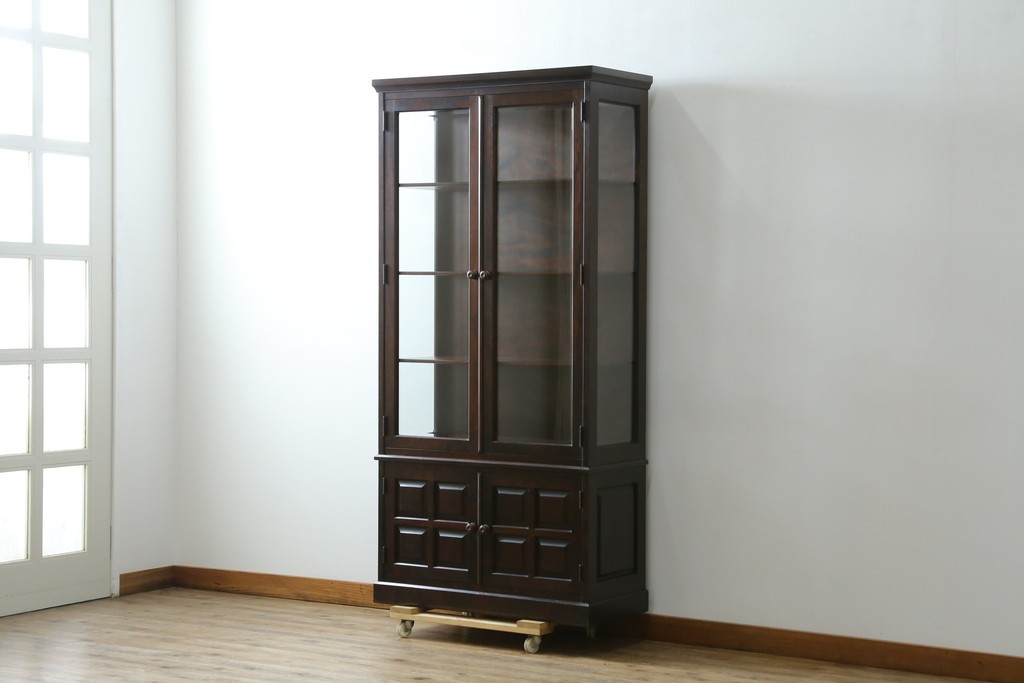 中古　希少な廃盤品!!　北海道民芸家具　OM158　落ち着きのある上品な空間づくりにおすすめの飾り棚　(R-051274)