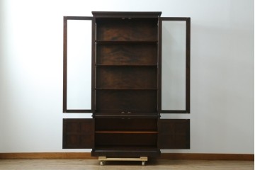 中古　希少な廃盤品!!　北海道民芸家具　OM158　落ち着きのある上品な空間づくりにおすすめの飾り棚　(R-051274)