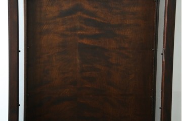 中古　希少な廃盤品!!　北海道民芸家具　OM158　落ち着きのある上品な空間づくりにおすすめの飾り棚　(R-051274)