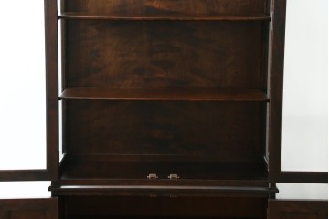 中古　希少な廃盤品!!　北海道民芸家具　OM158　落ち着きのある上品な空間づくりにおすすめの飾り棚　(R-051274)