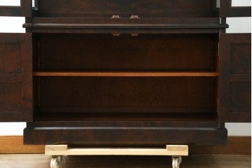 中古　希少な廃盤品!!　北海道民芸家具　OM158　落ち着きのある上品な空間づくりにおすすめの飾り棚　(R-051274)