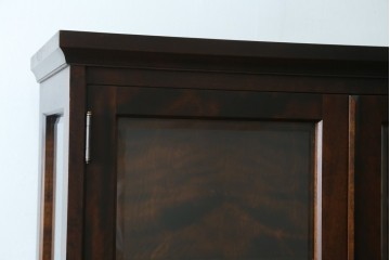 中古　希少な廃盤品!!　北海道民芸家具　OM158　落ち着きのある上品な空間づくりにおすすめの飾り棚　(R-051274)