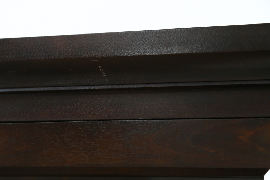 中古　希少な廃盤品!!　北海道民芸家具　OM158　落ち着きのある上品な空間づくりにおすすめの飾り棚　(R-051274)