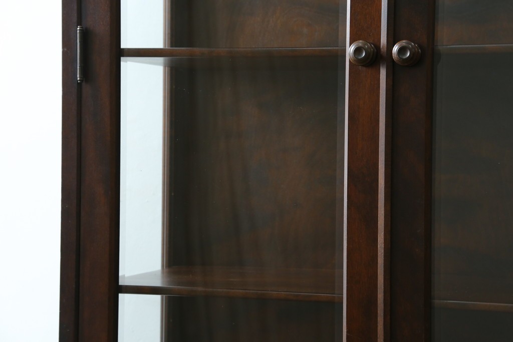 中古　希少な廃盤品!!　北海道民芸家具　OM158　落ち着きのある上品な空間づくりにおすすめの飾り棚　(R-051274)