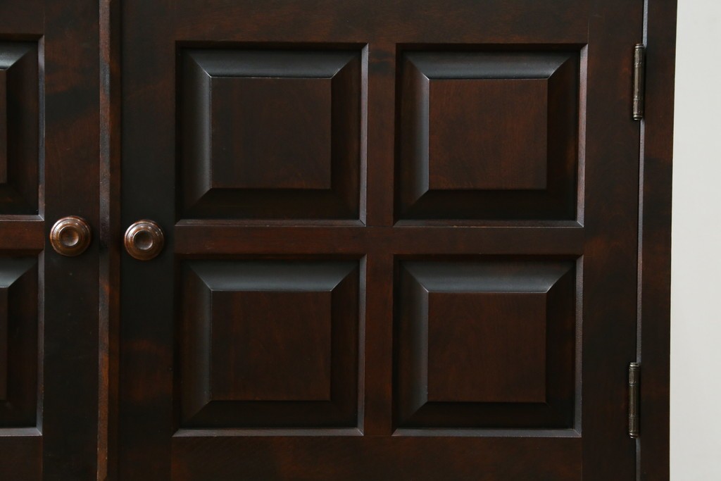 中古　希少な廃盤品!!　北海道民芸家具　OM158　落ち着きのある上品な空間づくりにおすすめの飾り棚　(R-051274)