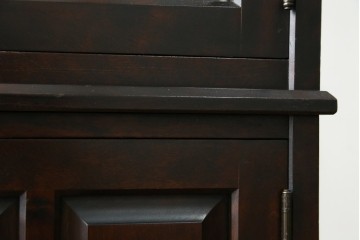 中古　希少な廃盤品!!　北海道民芸家具　OM158　落ち着きのある上品な空間づくりにおすすめの飾り棚　(R-051274)