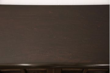 中古　北海道民芸家具　クラシカルな雰囲気が魅力!落ち着きのある空間づくりにおすすめのサイドボード(キャビネット、収納棚、リビングボード)(R-051278)