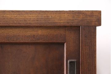 アンティーク家具　昭和初期　前面ケヤキ材　木の温もりそのままに、和の趣あふれる収納棚(関東水屋箪笥、戸棚、サイドキャビネット、サイドボード)(R-051281)