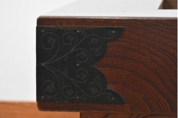 中古　民芸家具　美しい杢目と上品な金具が魅力の角火鉢(関西火鉢)(R-051284)