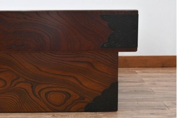 中古　民芸家具　美しい杢目と上品な金具が魅力の角火鉢(関西火鉢)(R-051284)