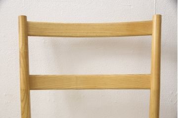 中古　Cassina(カッシーナ)　GIO PONTI(ジオ・ポンティ)　646　本革　アッシュ材　ナチュラルテイストの空間づくりにおすすめのアームレスチェア(椅子、ダイニングチェア)(R-051288)