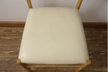 中古　Cassina(カッシーナ)　GIO PONTI(ジオ・ポンティ)　646　本革　アッシュ材　ナチュラルテイストの空間づくりにおすすめのアームレスチェア(椅子、ダイニングチェア)(R-051288)