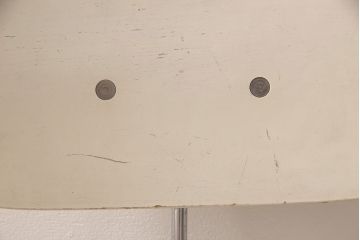 ヴィンテージ家具　ジャパンビンテージ　チトセ(Chitose)　ホワイトのペイントがスタイリッシュな雰囲気を醸しだすデスクチェア(回転チェア、板座チェア)(R-051289)