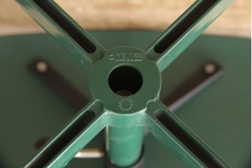 ヴィンテージ家具　デンマークビンテージ　メンズライクな空間づくりにおすすめ!グリーンカラーが魅力のデスクチェア2脚セット(回転チェア、板座チェア)(R-051290)