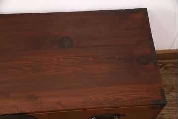 アンティーク家具　大正昭和初期　前面ケヤキ材　桜丸金具が上品な雰囲気を醸しだす米沢箪笥(重ね箪笥、衣装箪笥、引き出し、収納箪笥)(R-051300)