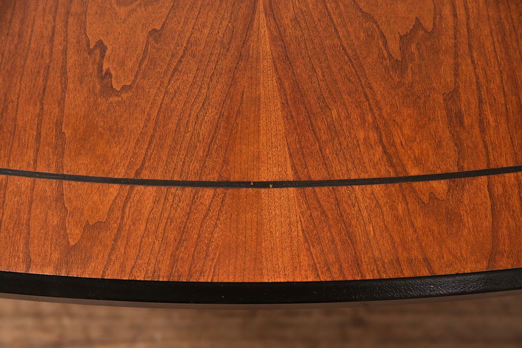 中古　アメリカ家具　LANE(レーン)　個性的なデザインが魅力的なセンターテーブル(リビングテーブル、コーヒーテーブル)(R-051301)