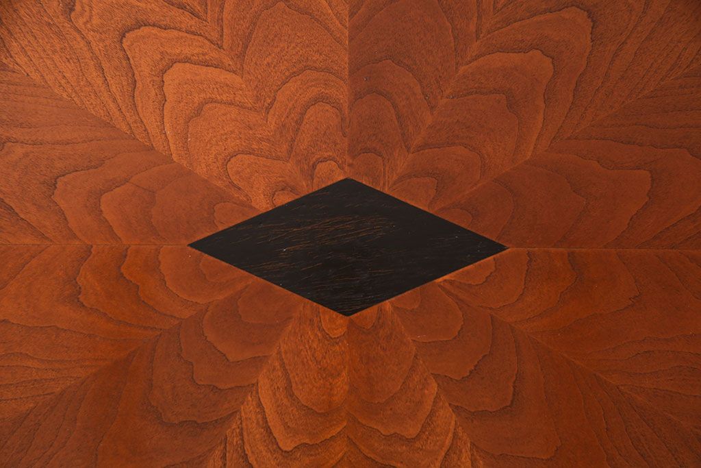 中古　アメリカ家具　LANE(レーン)　個性的なデザインが魅力的なセンターテーブル(リビングテーブル、コーヒーテーブル)(R-051301)