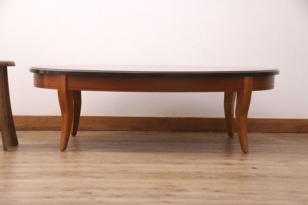 中古　アメリカ家具　LANE(レーン)　個性的なデザインが魅力的なセンターテーブル(リビングテーブル、コーヒーテーブル)(R-051301)