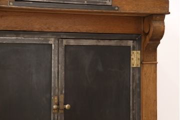 フランスアンティーク　リメイク品　オーク材　ブルックリンスタイルにおすすめのカウンター(キャビネット、作業台、収納棚)(R-051303)