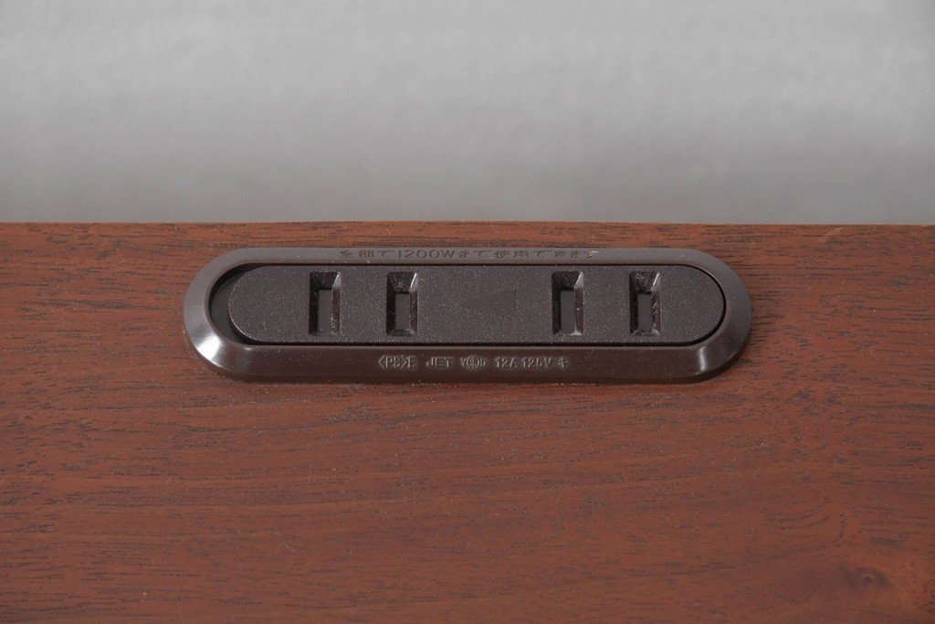 中古　美品　リアルスタイル製(Real Style)　ウォールナット材　シンプルで取り入れやすいキッチンカウンターボード(収納棚、戸棚)(R-051306)