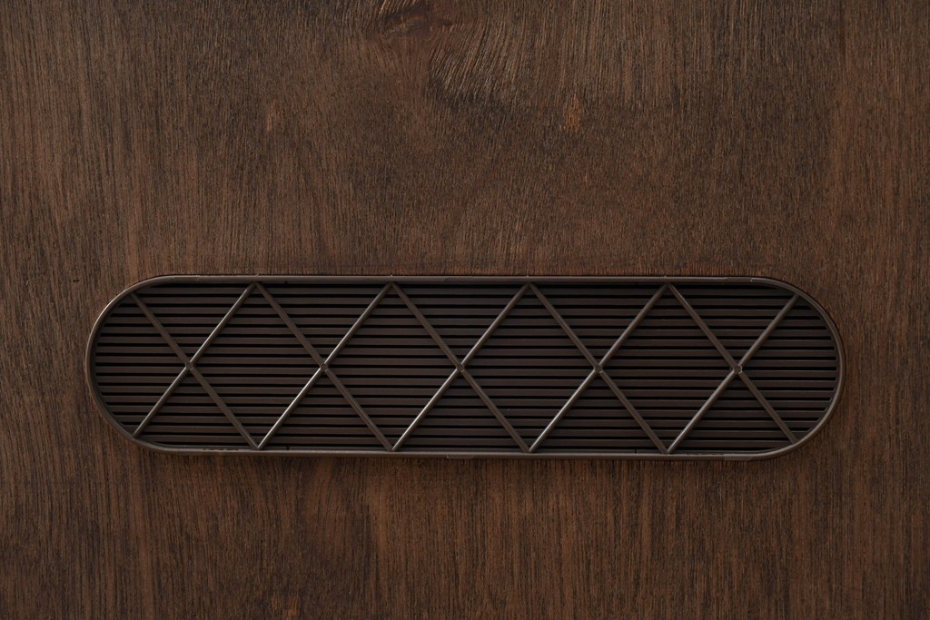 中古　美品　リアルスタイル製(Real Style)　ウォールナット材　シンプルで取り入れやすいキッチンカウンターボード(収納棚、戸棚)(R-051306)