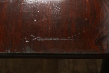 アンティーク家具　栓材　使い込まれた風合いがレトロな雰囲気を高める折り畳みちゃぶ台(座卓、ローテーブル)(R-051325)