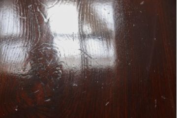 アンティーク家具　栓材　使い込まれた風合いがレトロな雰囲気を高める折り畳みちゃぶ台(座卓、ローテーブル)(R-051325)