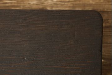 和製アンティーク　高級杉材　幕板や脚のシルエットが魅力的な折り畳み座卓(ローテーブル、センターテーブル、ちゃぶ台)(R-051326)